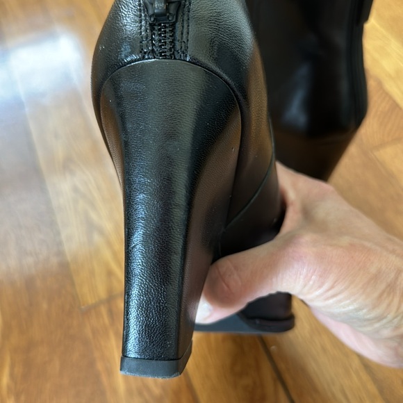 Stuart Weitzman Bootie - Picture 8 of 10